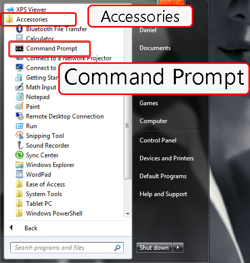 گزینه Accessories را بازکرده و روی میانبر Command Prompt کلیک کنید.