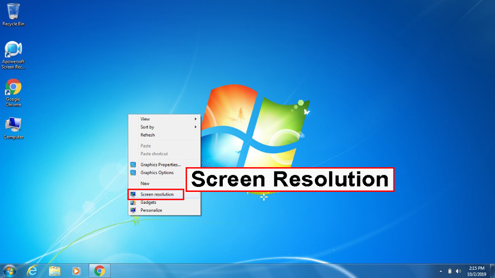 ابتدا در دسکتاپ راست کلیک کرده و گزینه "Screen Resolution" را انتخاب نمایید.